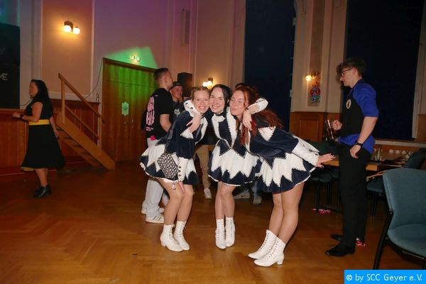 (16 Treffer & 0 Kommentare)